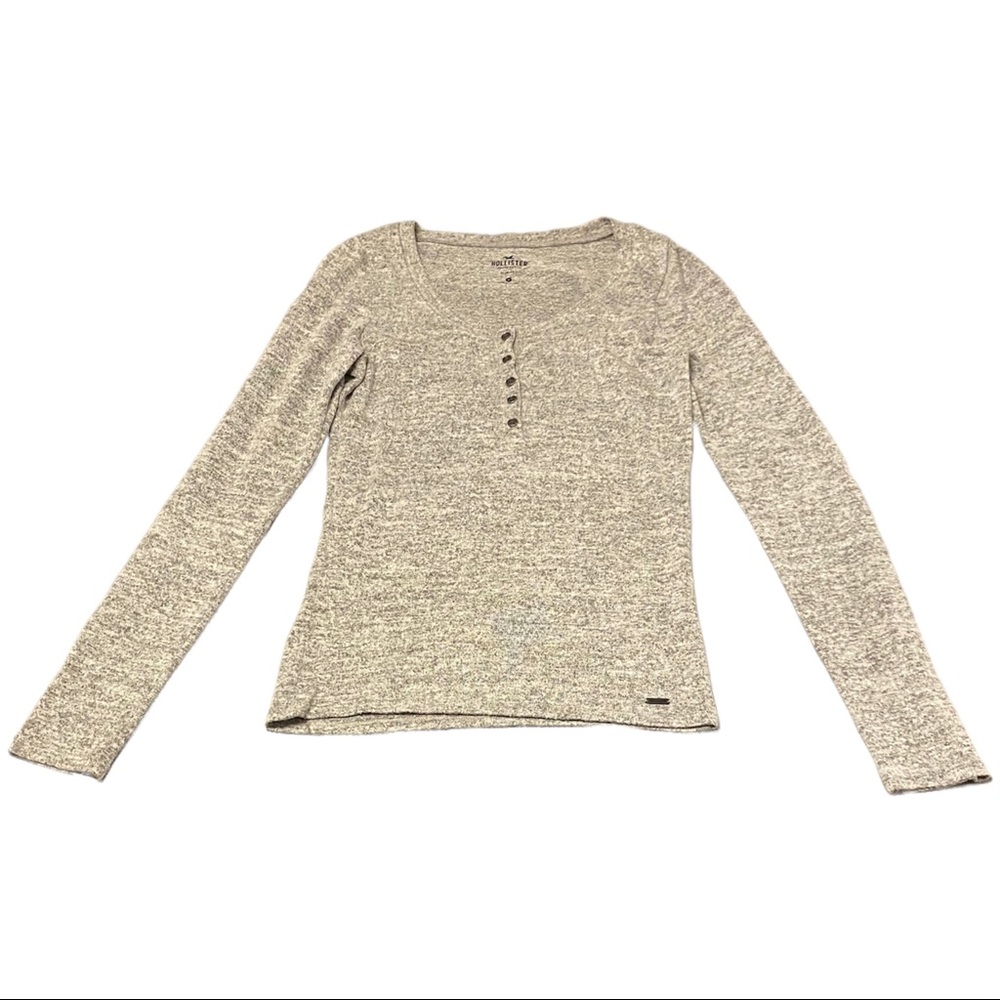 Hollister Gray Slim Tee Long Sleeve. Size M. Excellent Conditions.